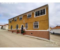 ESTUPENDA CASA EN LA SOLANA, CON 5 DORMITORIOS, 2 BAÑOS Y UNA ESTUPENDA BODEGA