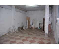 LOCAL DE 100M2 PARA REFORMAR, EN ZONA FERIA .