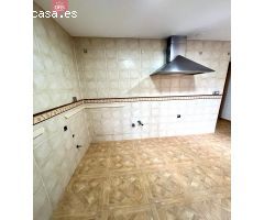 CASA INDEPENDIENTE EN BARRIO STA TERESA