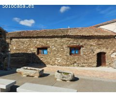 CASA EN VENTA  EN ORTIGOSA DEL PESTAÑO