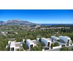 Villa con Piscina, diseño y elegancia, entre Mar y Montañas