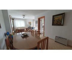 Encantador apartamento en 2ª línea de playa en Daimús, a solo 150 metros del mar
