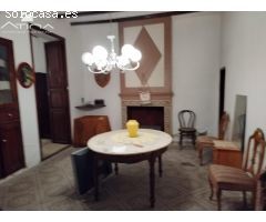 Gran casa en esquina con múltiples accesos en LAlqueria de la Comtessa
