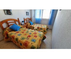 Apartamento con vistas al mar situado en 3ª linea playa Daimús