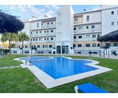 Adosado pareado ubicado en la exclusiva zona de Oliva Nova Golf, a solo 500m del mar