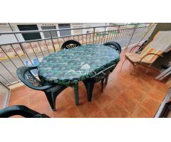 Apartamento totalmente reformado con vistas al mar situado en 1ª línea playa Daimús