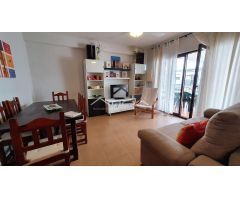Apartamento totalmente reformado con vistas al mar situado en 1ª línea playa Daimús