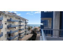 Apartamento situado a  solo 100 metros de la arena de la playa de Miramar.