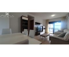 Espectacular apartamento en primera línea de playa en Daimús, con inmejorables vistas frontales al m