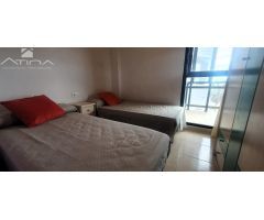 Espectacular apartamento en primera línea de playa en Daimús, con inmejorables vistas frontales al m