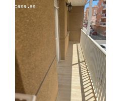 APARTAMENTO  EN  PERFECTO   ESTADO  CERCA DE LA PLAYA
