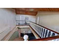 Casa de campo en Toral de Merayo, Ponferrada con piscina propia y garaje incluido