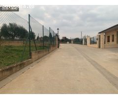 Se vende parcela en el pueblo de Salas Bajas.