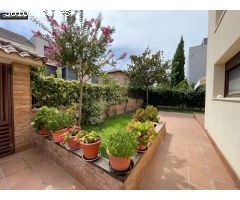 Se vende chalet seminuevo zona el Terrero en Barbastro.