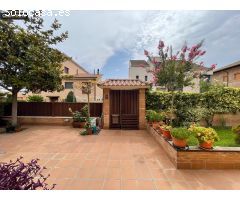 Se vende chalet seminuevo zona el Terrero en Barbastro.
