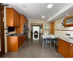 Se vende chalet seminuevo zona el Terrero en Barbastro.