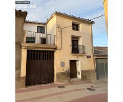 Se vende casa en Salas Altas.