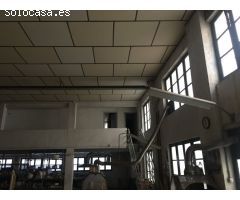 !!! Nave industrial o comercial en el centro de carrus  !!!! Avd . Libertad !!!