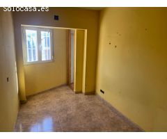Edificio en Venta en Adrada, La, Ávila