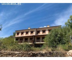Chalet en Venta en Poyales del Hoyo, Ávila
