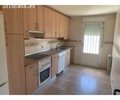 Chalet en Venta en Tornadizos de Ávila, Ávila