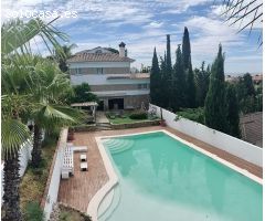 Venta espectacular chalet independiente con piscina propia y amplia parcela