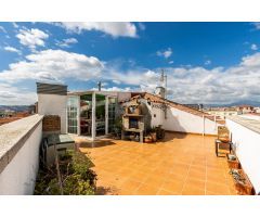 Ático dúplex con terraza de ensueño en Creu de Barberà