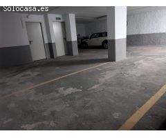 Garaje en Venta en Valencia de las Torres, Valencia