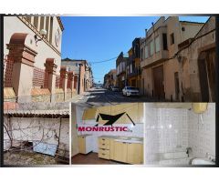 CASA DE 169 M2 PARA REFORMAR EN PLANTA GARAJE + 2 PLANTAS, TERRAZA DE 12 M2 Y PATIO DE 21 M2