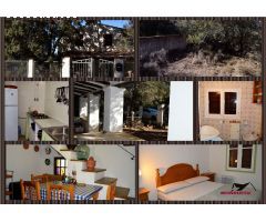 CHALET INDEPENDIENTE EN VENTA RODEADO DE 500 M2 DE TERRENO RUSTICO, EN LA POBLACION DE QUEROL
