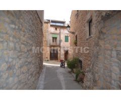 CASA DE PUEBLO  EN VENTA DE 364M2 EN EL VILOSELL