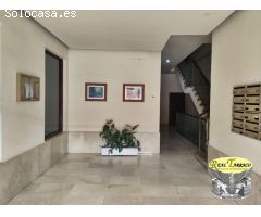 ¡Oportunidad única! Se vende acogedor piso en planta baja,