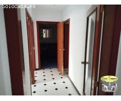 ¡Oportunidad única! Se vende acogedor piso en planta baja,