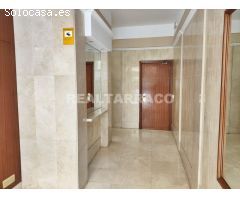 Piso Atico esquinero en venta en el centro de Reus 113 m² construidos y gran terraza uso exclusivo