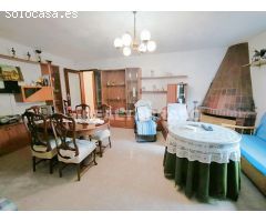 Chalet independiente con piscina, zona de cultivo y amplio garaje – Parcela de 1.298 m²