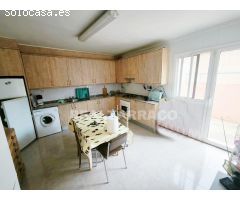 Chalet independiente con piscina, zona de cultivo y amplio garaje – Parcela de 1.298 m²