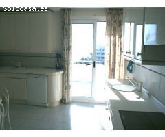 Apartamento en Marbella centro con vistas al mar ,primera linea