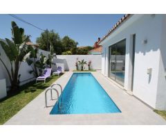 Villa cerca de la playa Mila de Oro Marbella