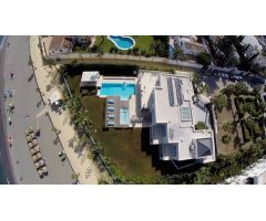 Vila de lujo en El  Rio Verde playa Marbella.