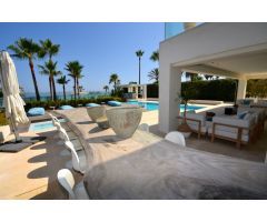 Vila de lujo en El  Rio Verde playa Marbella.