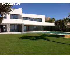 Villa los Monteros Playa primera linea marbella