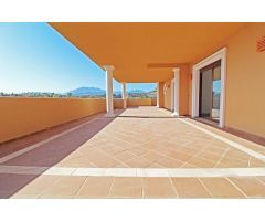 Estupendo Atico vistas sur - oeste muy soleado a estrenar en la Milla de Oro.