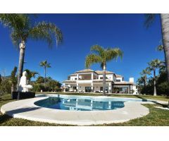 Impresionante villa con vistas panoramicas en Alqueria, Benahavis