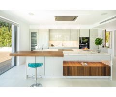 Villa de Lujo reformada en Puerto Banus
