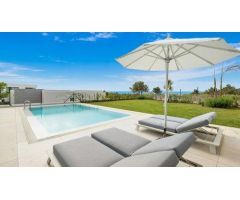 Impresionante villa moderna situada en Cabo Royale, Cabopino