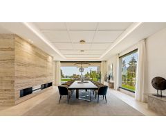 Increíble Villa en exclusiva Urbanización Cascada de Camoján