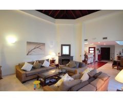 Bungalow en la exclusiva urbanización Bahía de Banús, Marbella