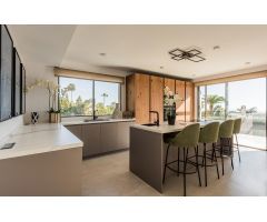 Villa de lujo renovada, con privacidad y sostenibilidad, Milla de Oro, Marbella