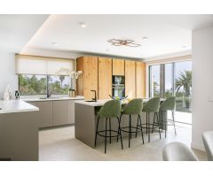 Villa de lujo renovada, con privacidad y sostenibilidad, Milla de Oro, Marbella
