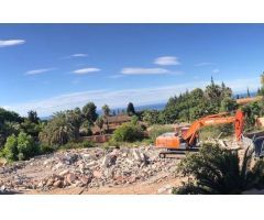 Terreno urbano con licencia den obra en urbanizacion cerrada Rocio de Nagueles, Milla de Oro